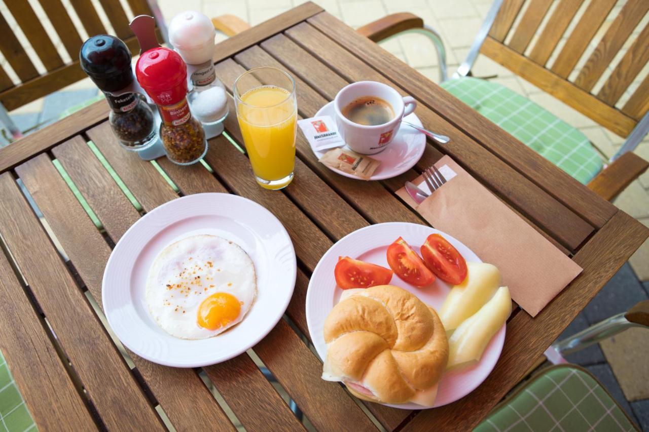 Pelso Panzio Bed & Breakfast บาลาตอนมารีอาเฟือร์เดอ ภายนอก รูปภาพ