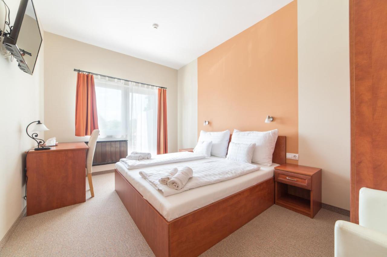 Pelso Panzio Bed & Breakfast บาลาตอนมารีอาเฟือร์เดอ ภายนอก รูปภาพ