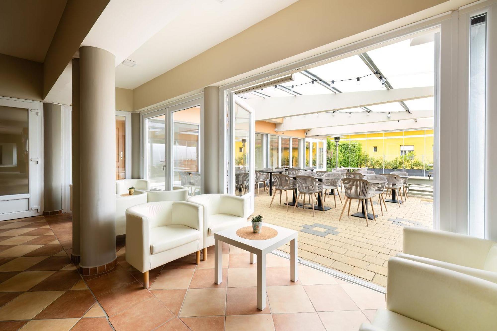 Pelso Panzio Bed & Breakfast บาลาตอนมารีอาเฟือร์เดอ ภายนอก รูปภาพ
